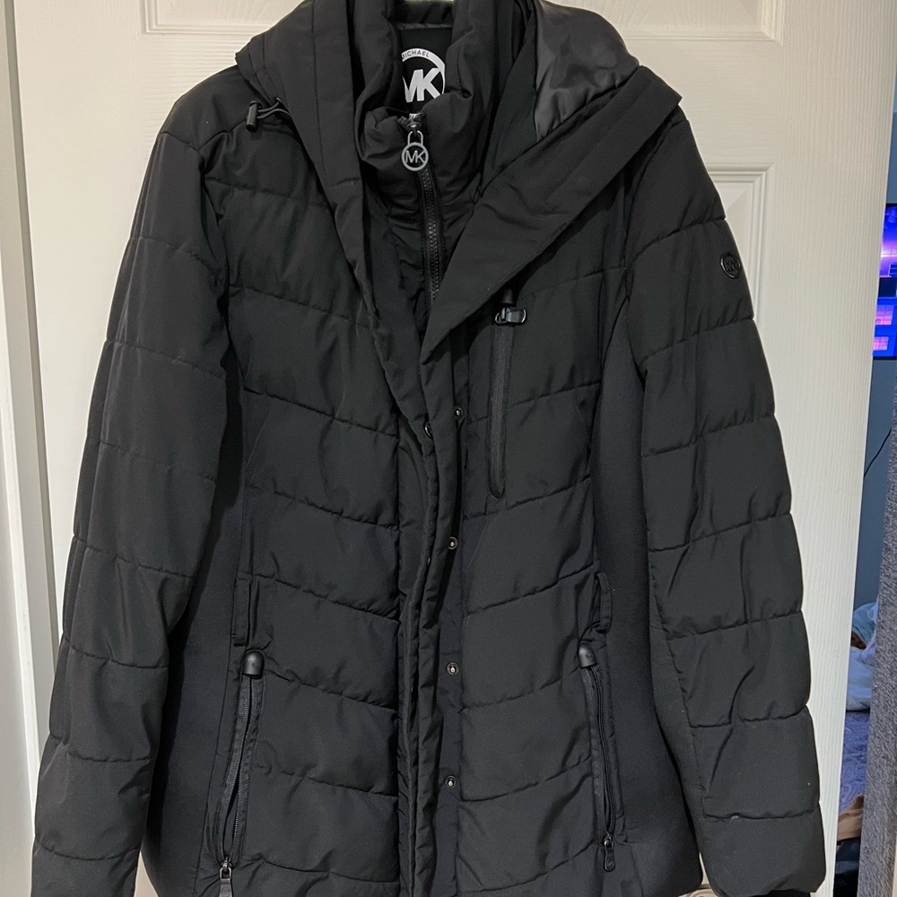 Black coat MK size XL